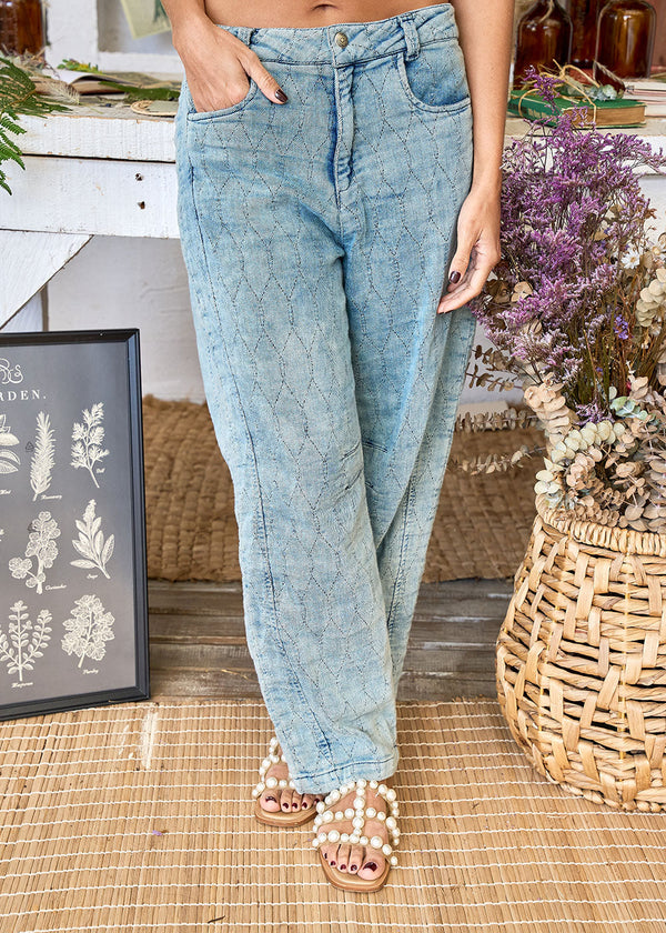 Staff Puffer-Style Jeans
